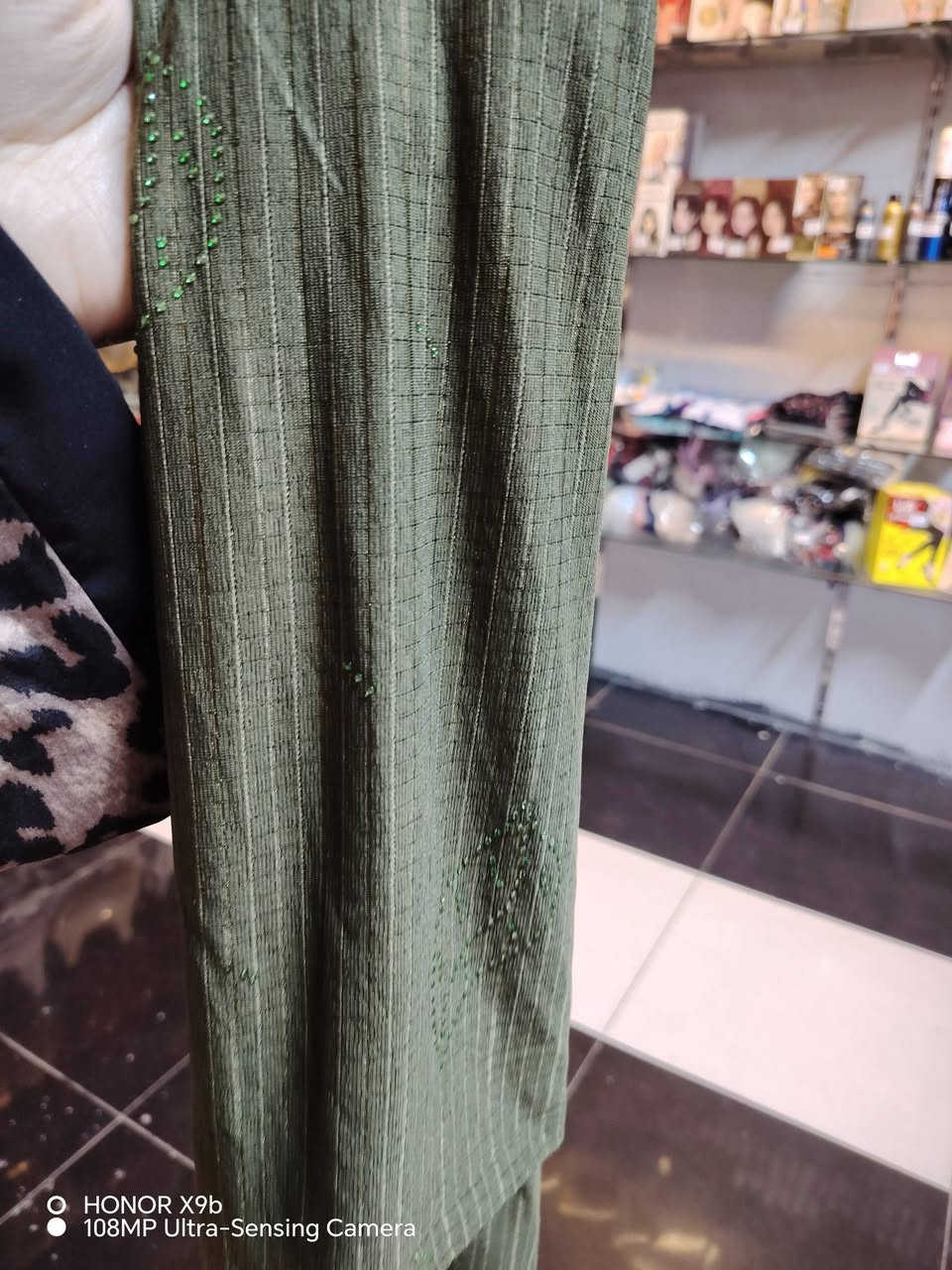 مجمع طيبه العائلي قسم الابسه النسائيه موصل شارع الفاروق القديم ماركت طيبه 

الطابق الثاني يوجد خدمه توصيل داخل الموصل فقط 

للحجز والاستفسار مراسله الصفحه 🤍


**إذا كنت صاحب هذا الإعلان وتريد حذفه لأي سبب، رجاءا أرسل رسالة إلى الدعم الفني**