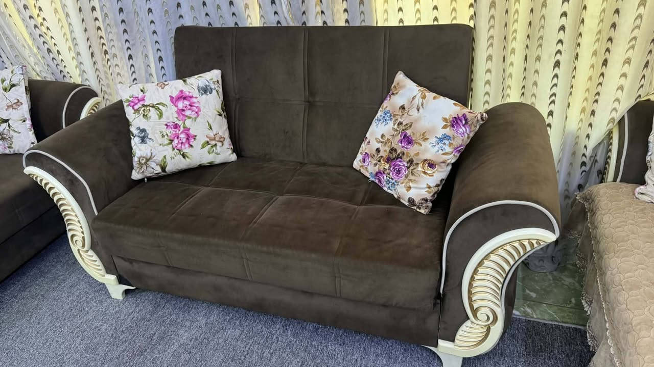 تخم قنفات تركي اخو جديد مكان بابل سعر ٧٠٠ بي مجال بسيط


**إذا كنت صاحب هذا الإعلان وتريد حذفه لأي سبب، رجاءا أرسل رسالة إلى الدعم الفني**