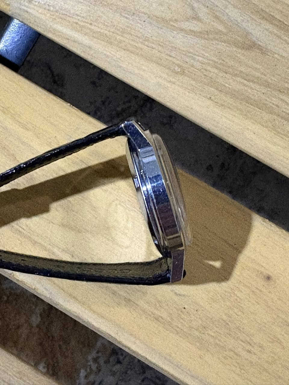 اوميكا جنيفا
سير بك مستبدل
اوتوماتيك
قطر ٣٥


**إذا كنت صاحب هذا الإعلان وتريد حذفه لأي سبب، رجاءا أرسل رسالة إلى الدعم الفني**