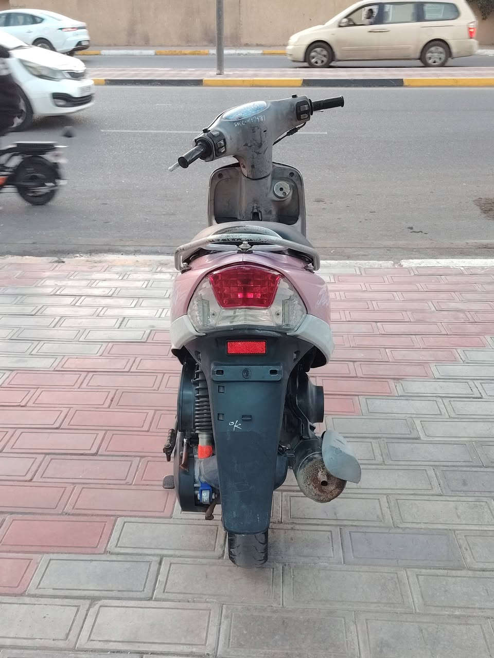 ماكس منغولي بلاديه لون وردي مكفوله كلشي ما مبدل بيهه
السعر ٨٥٠        *********** اتصال او واتساب متواجد
