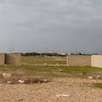 ٣٠٠متر • أرض • لەساڵح