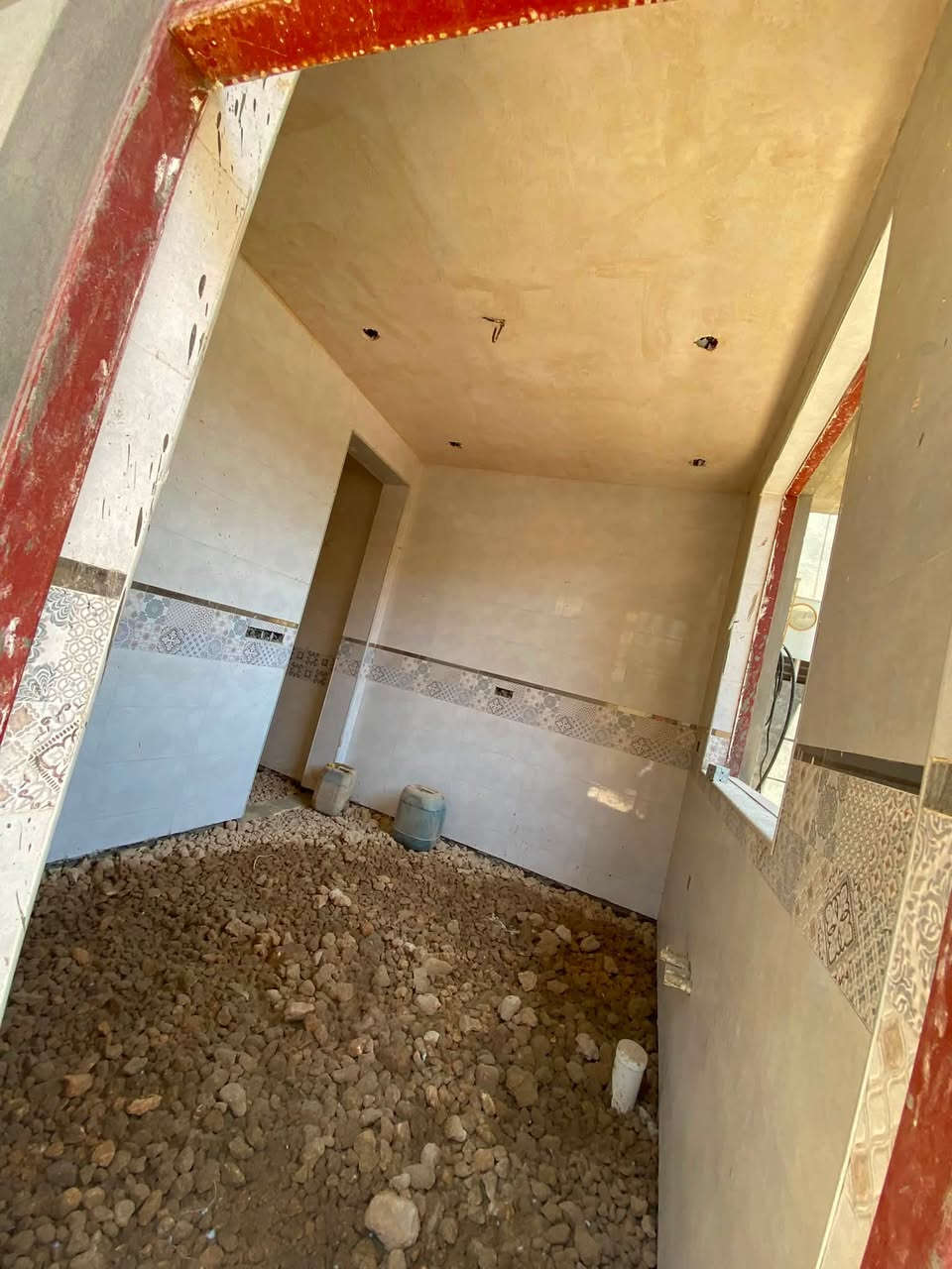 للبيع ٧٥ م طابقين نقص ارضيه وبياض ٢ غرفه ٢ حمام بناء حسب المواصفات والخريطه حديثه حي الصحه 
*********** 
للاتصال فقط
