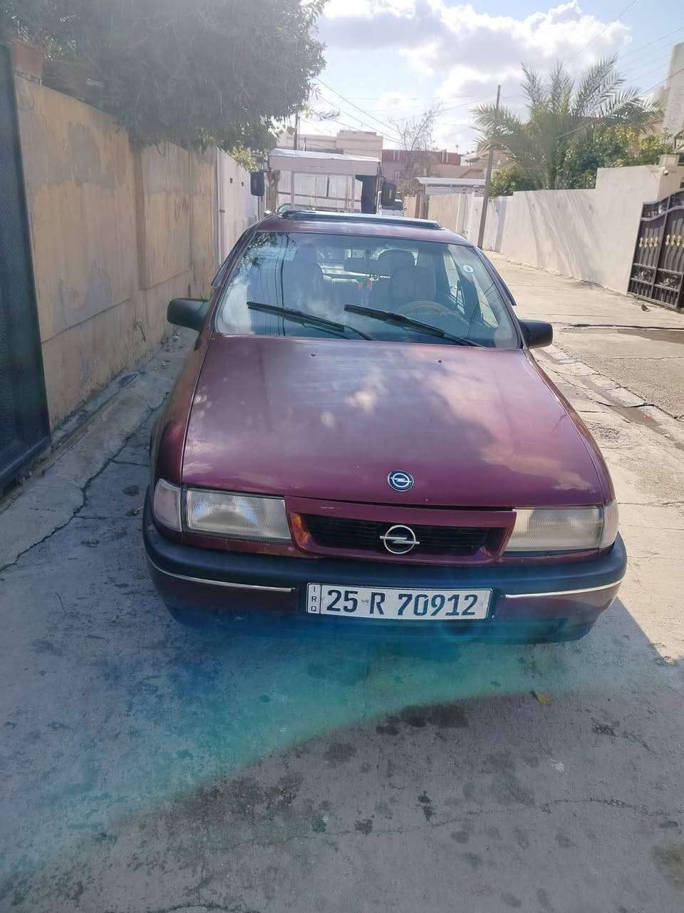 فكترره حجم 18موديل 91 مصبوقه حزام هلالت معمره سنويه 31 بسمي اني شرعي سعر 40 وبيه مجال ستفسار ***********
