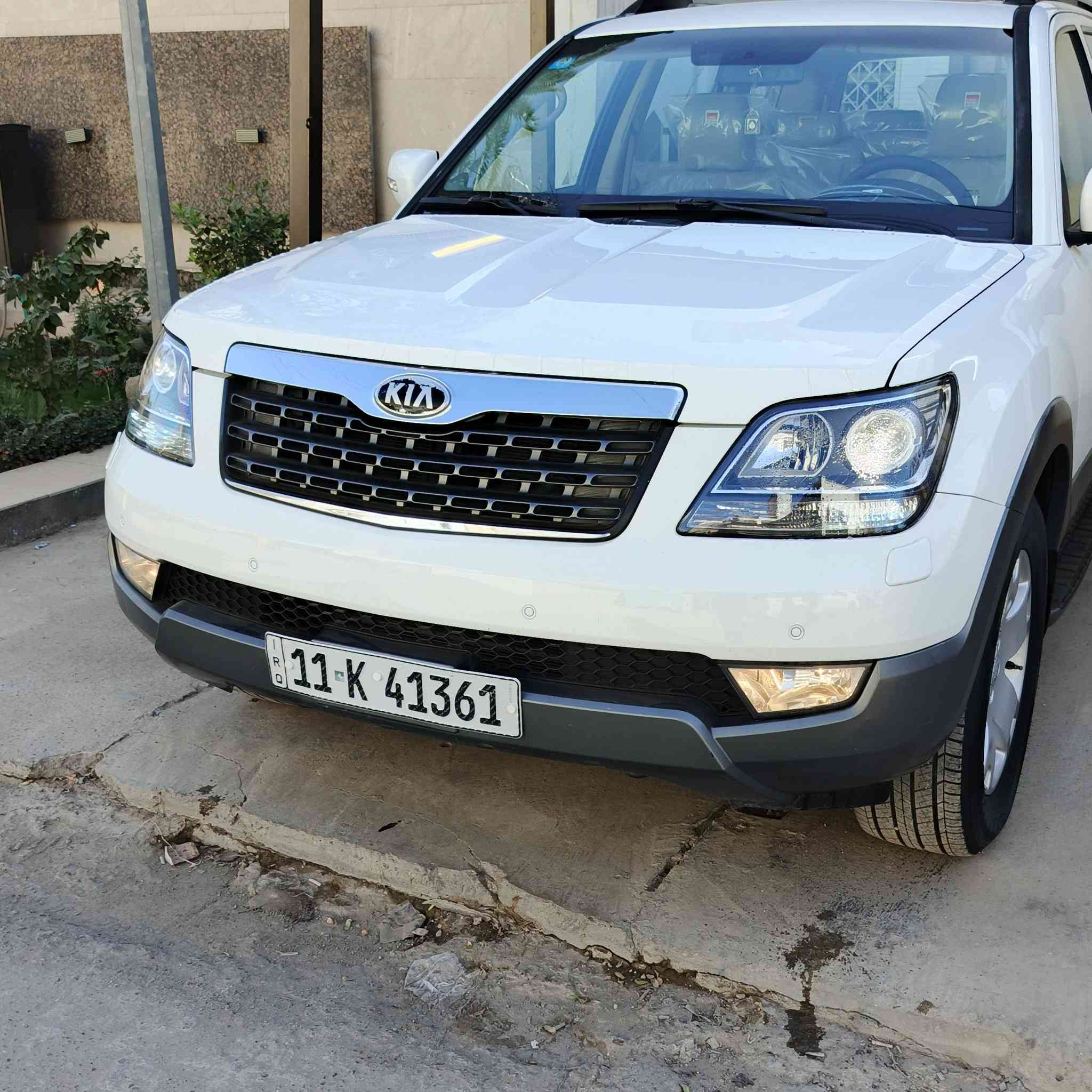 السلام عليكم كيا موهافي للبيع 2015 مواصفات السياره سته سلندر 3800 سبعه راكب ثلاث قطع تبريد حساس امامي حساس خلفي كاميرا فتح السقف ثلاث قطع تبريد سبعه راكب فورويل زراق لايت كشنات حار بارد بصمه ابواب بصمه تشغيل فول مواصفات واحد على واحد السياره مكفوله من تبديل والصبغ رقم دولي الجديد باسمي تحويل ثاني يوم السنويه2030 للاستفسار ***********
