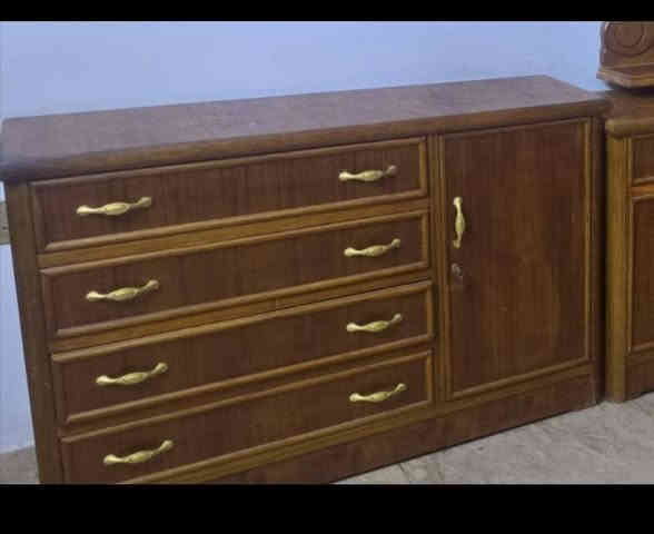 غرفة ٦ أبواب الملحق ام الدنك تزكام درجة أولى صاج داخل وخارج حتى الضهر صاج جرجوبة غرفة روعة السعر ٧٥٠ مكاني بغداد الشعلة هاتف *********** وبيه واتساب
