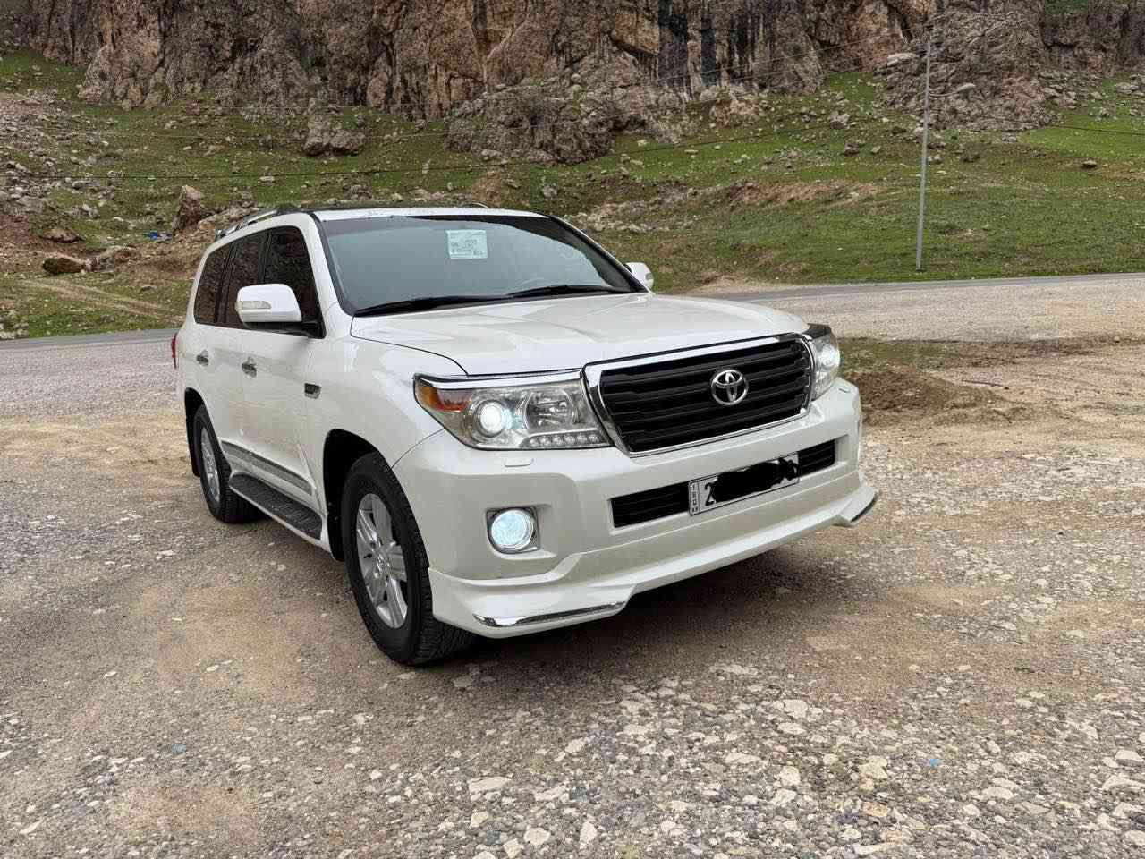 وةنةوشة 2009  GXR   
 ناو زةرد دةرةجة يةك 
فول فول مواسةفات
حةريق ژئر پئ 
ئاوئنة گراج  لايت 
بريند و نةوي 
بةخاخي  لايت 
سلايت  تؤماتيك 
گوشين شامو  
 سوكات فؤليؤم 
 جام كارةبا جام ئؤتؤ  
سةلاجة تةبريد مةرةكزي  
  شاشة تةلةبزؤن  
  پئش و پشت كاميرة و حةساس 
زؤر مواسةفاتري تر   
136 هةزار رؤويشتوة   
  گئر و مةكينةي بةشةرت   
رةقةم و  سةنةوي 
نوئية بة ناوي خومة   
بئ بؤياخ      
تةلةفون بؤ خاوةني بكةن
سةحر 275   
***********
*********** أربيل, العراق
