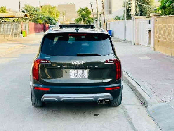 السلام عليكم
كيا تلورايد 2022  
حادثها الجاملغ الامامي و البنيد
حادثها داخل المنشور والسونار كذالك 
 سيارة جدا نظيفة واقصادية
 رقم بغداد  الجديد دولي بأسمي 
مكينة 6 سلندر 3800
7 راكب سياحي + تبريد 9 قطع
ماشية28 الف قابل للزيادة 
تشغيل عن بعد 
رادار امامي وخلفي مع حساسات 
توقف ذاتي 
تحداد مسار 
تحديد سرعه 
5 انظمة قيادة 
كشتات تدفئة 
رادار بالمري 
اشارة بالمري 
فتحة سقف 
كشنات جلد 
شاحنة مبايل لاسلكي 
مخارج شحن بالكراسي الامامي و الخلفي 
ويل حجم 20  كروم  
سايد بريك بصمه 
هواي مواصفات بيها 
السيارة جديده ومتعوب عليها 
والسعر٢٣٨ وبي مجال
العنوان بغداد 
للأستفسار‭***********
يا الله
