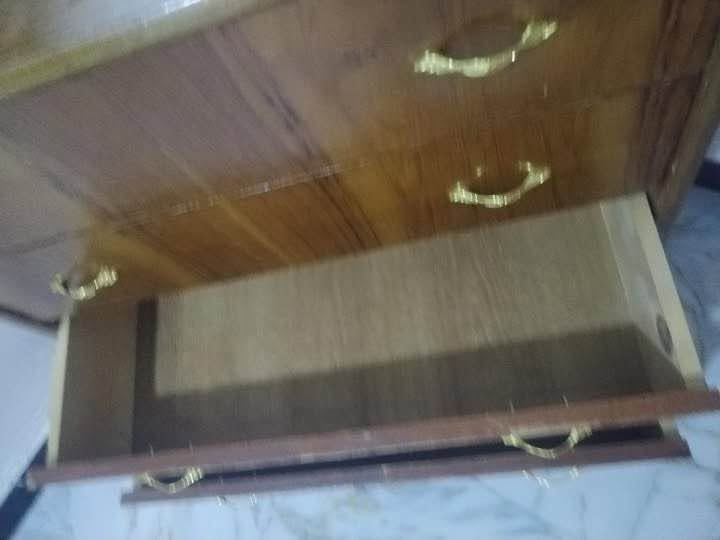 ميز مرايه مستعمل صاج ب130وبيه مجال بغداد, العراق


**إذا كنت صاحب هذا الإعلان وتريد حذفه لأي سبب، رجاءا أرسل رسالة إلى الدعم الفني**