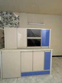 كاونتر للبيع العنوان :بغداد حي الخضراء  للأستفسار الأتصال  07838939064