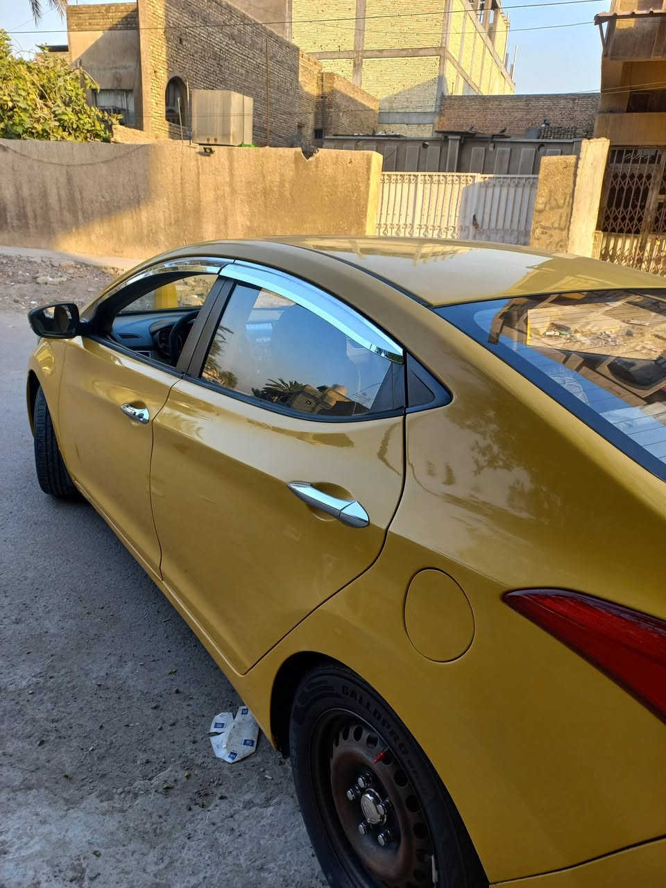 السلام عليكم للبيع النترا خليجي 2013 بصمة فتحة كامرة شاشة حساس فول مصفرة هيئة وغرامات رقم انكليزي جديد سنوية جديد السعر 110 عنواني بغداد ***********
