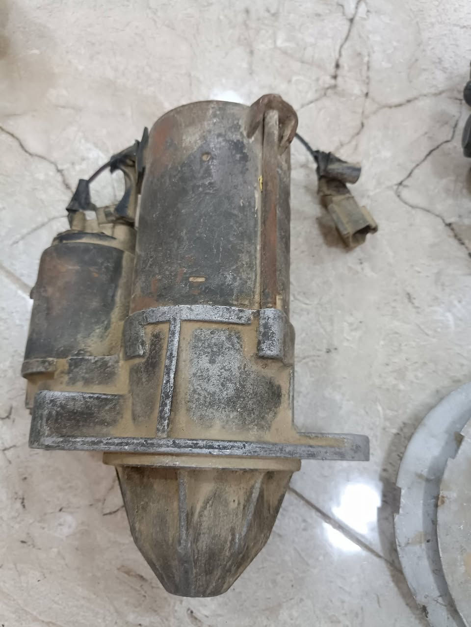 غراض حاويه نوبرا للبيع جوينر كامل مع اي سي اصلي حاويه يرهم على اي موديل نوبرا عنبار دبه دهن بريك مع العنبار جويتر حاويه سلف للبيع 
*********** المكان ديالى
