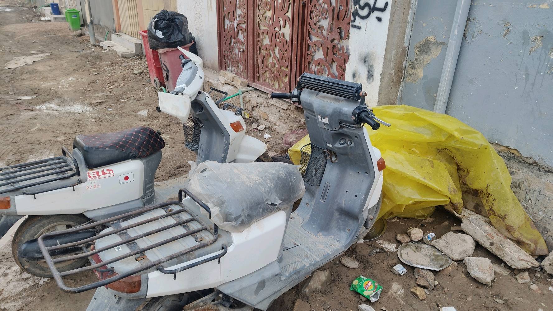 دراحة يامها بيكب مكينة خير من الله تشلع الكاع بيها نقص جوين الدهن فقط يتبدل حاليا طافية بالباب ما فارغ اصلح وما محتاجها عندي سيارة
تواصل على الرقم واتس اب واتصال بيها مجال جدا بسيط حك الجية