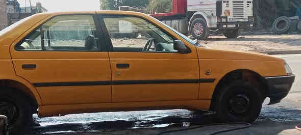 بيجو روى للبيع نضيفه كلش نضيفه مكينته حلوه كيره جديد اكسل جديد كامله  تحويل شوكت ما يعجبك  سعره 33 وبيه مجال  مكاني بغداد شهداء لعبيدي  رقم لموبيل ***********
