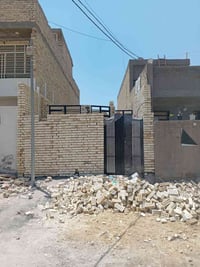 هيكل • ١٠٠م • مقفل بيبان وشبابيك