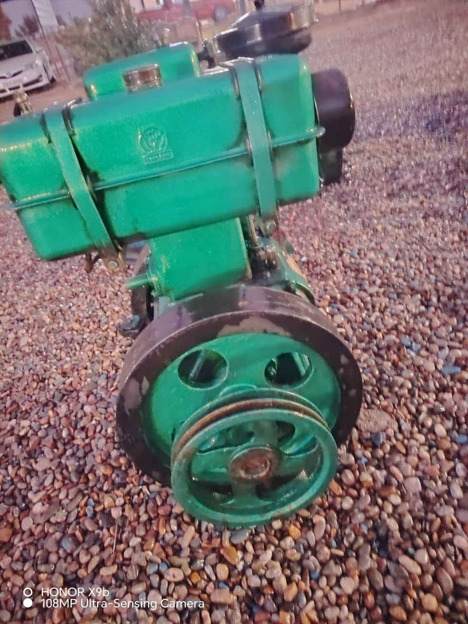 سلام عليكم ورحمة الله وبركاته للبيع شلع العدد ٦ مع روس توليد العدد ٦ عنوان كركوك حويجه الاتصال على الرقم ***********
