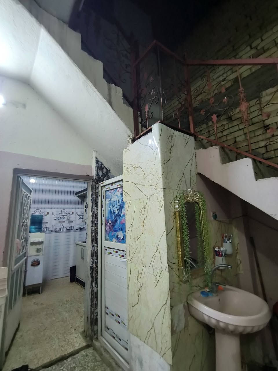 نص قطعه للبيع خلفيه قطاع 50 قريبه على شارع داخل رقم ***********
