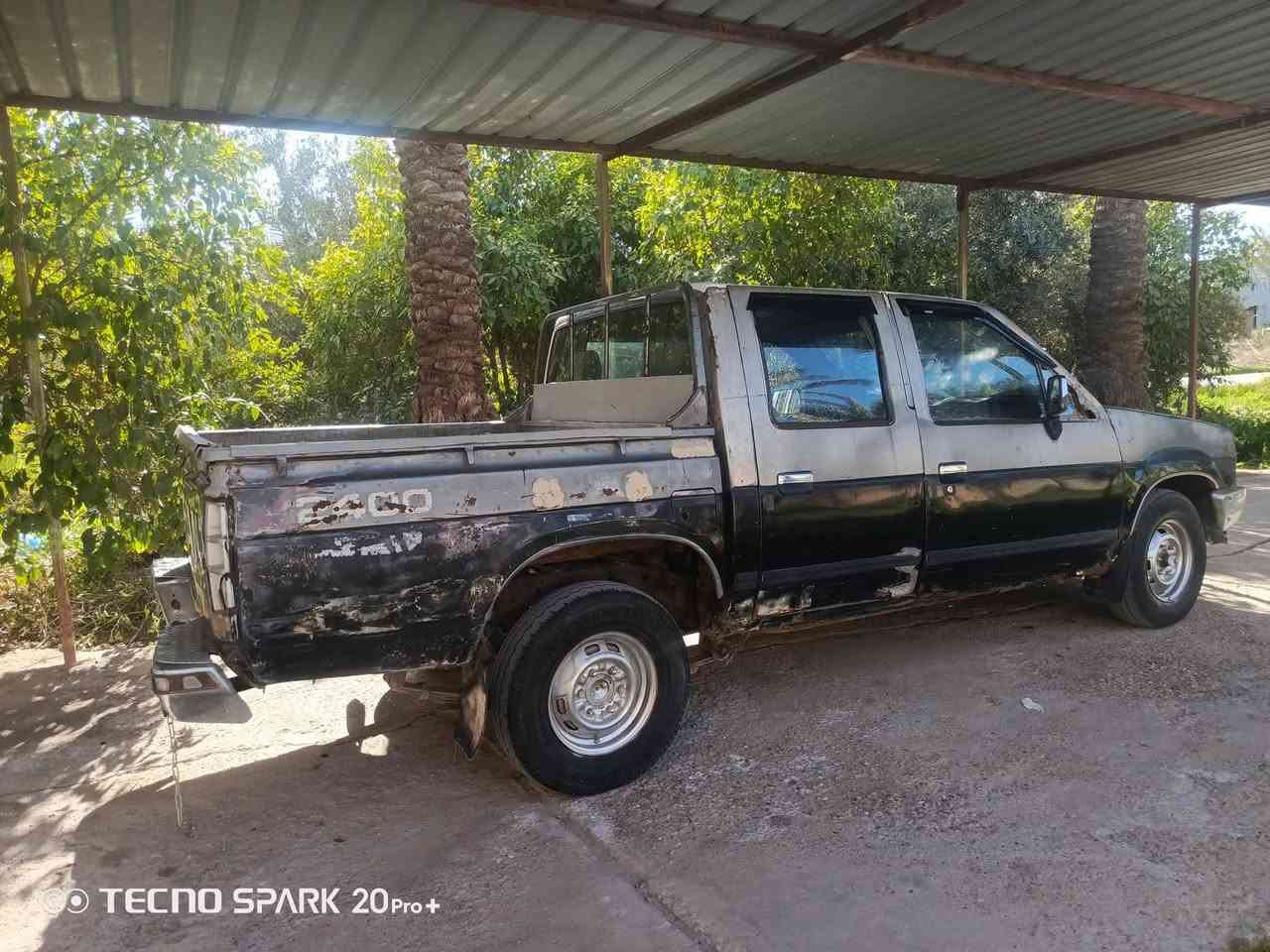 سلام عليكم سياره لبيع نيسان مديل 90 كير شاصي   مكفولات كفاله عامه كربايات كله شقال سعر 18وبيه مجال  عنوان سياره بغداد  رقم ***********
