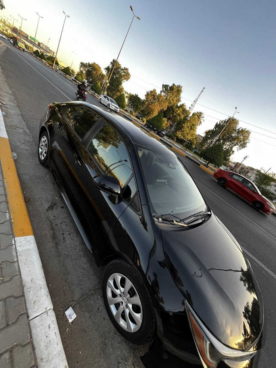 السلام عليكم كورلا 23 le                                            ماشية 54 ميل ضررها راس البنيد بارد 
محرك 2000 مكفول 
كير مگفول تايرات جدد 
رقم بغداد جديد سنوية جديدة
السيارة جاهزة موقع السيارة اسكان المنصور 
السعر 160 $ وبيها مجال
***********
موجود واتساب
