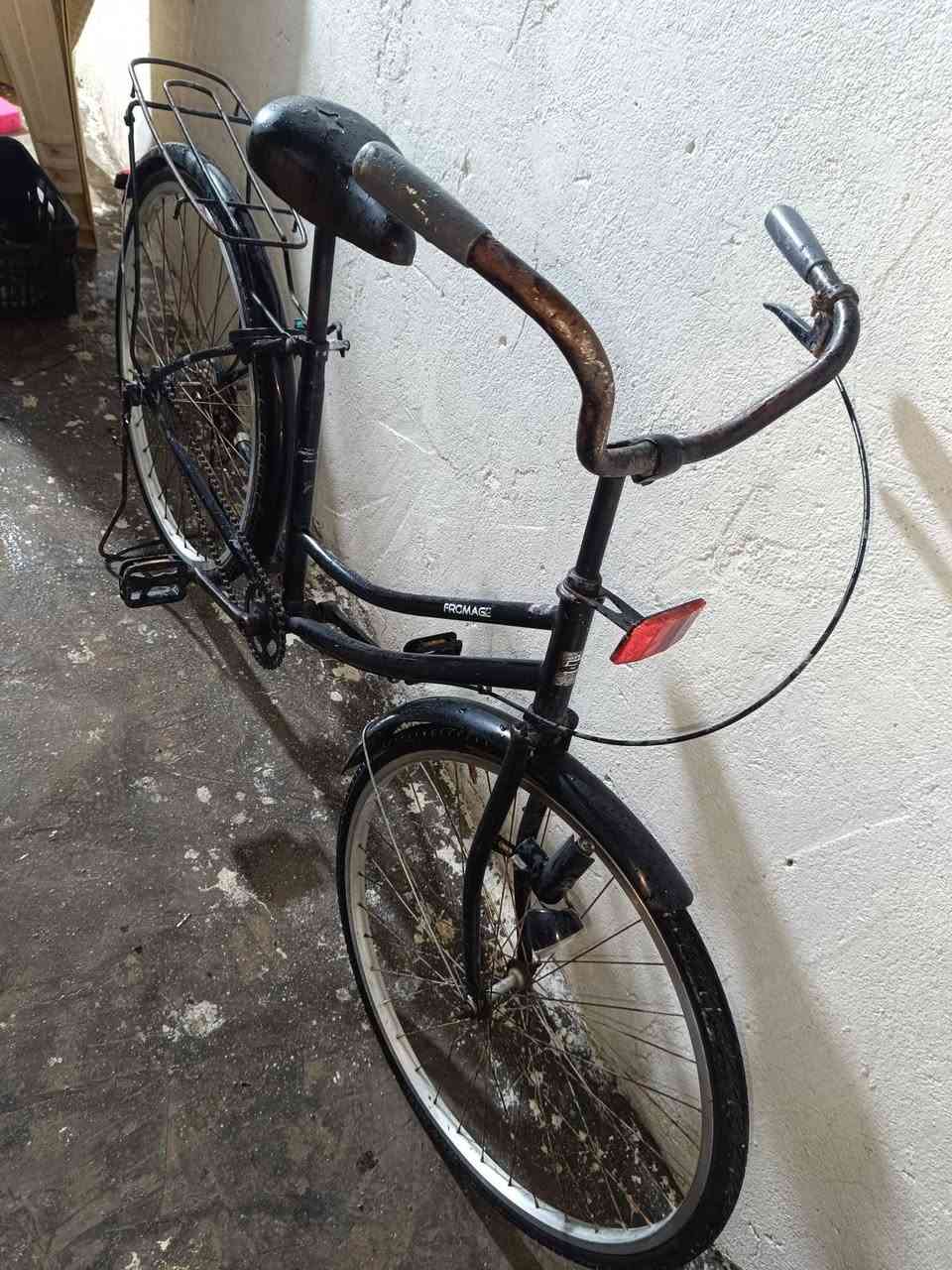 بايسكل للبيع السعر 70 ومجاله بسيط حك الجيه فقط دبل تايرات جدد بريكه قوي (تفاصيل اكثر ماعرف) مكاني بصره زبير


**إذا كنت صاحب هذا الإعلان وتريد حذفه لأي سبب، رجاءا أرسل رسالة إلى الدعم الفني**