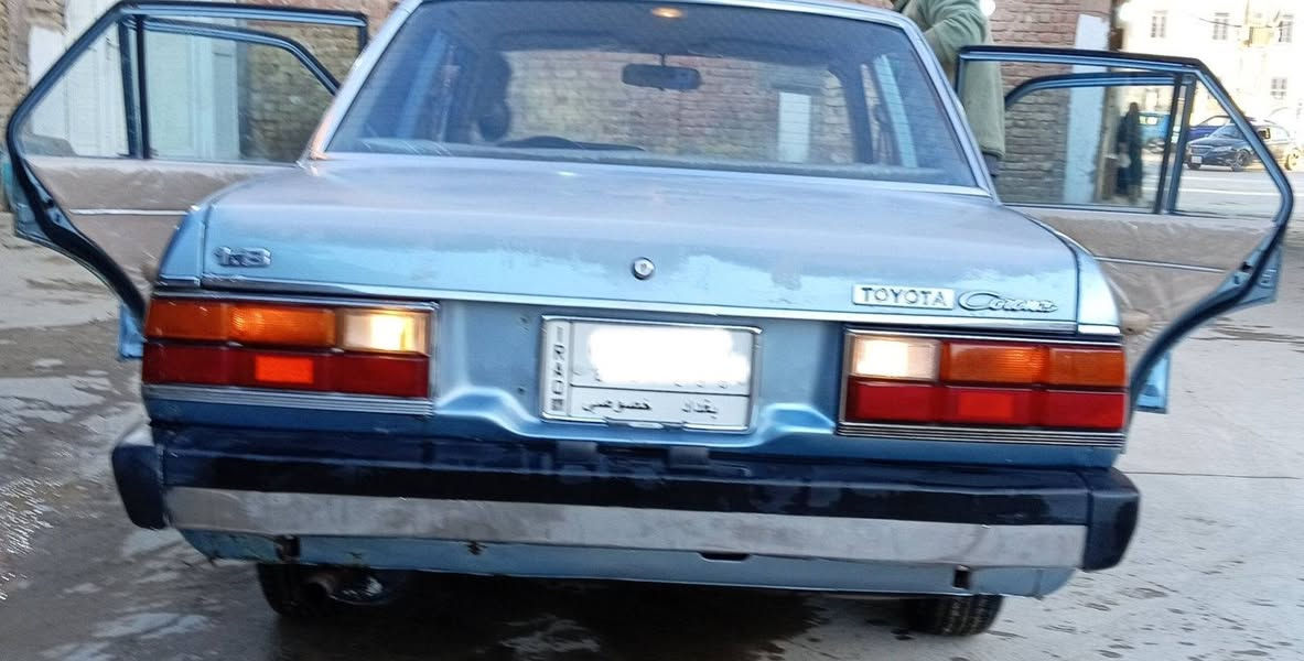 السلام عليكم ورحمه الله وبركاته اخوان كراون للبيع موديل 81 سياره كلها عالشركه تبريد تدفئه رقم بغداد مشروع وطني شرط تحويل
ماشيه 187الف سياره بلاديه على وضع الشركه
جارده بدي وجنطه وقماره لا خياس ولا تبديل ولا ضربه
مكينه وگير بلادي تبريد تدفئه كهربائيات گيجات كلها شغاله حداديه ع الشركه 
للأتصال
***********
***********
***********
