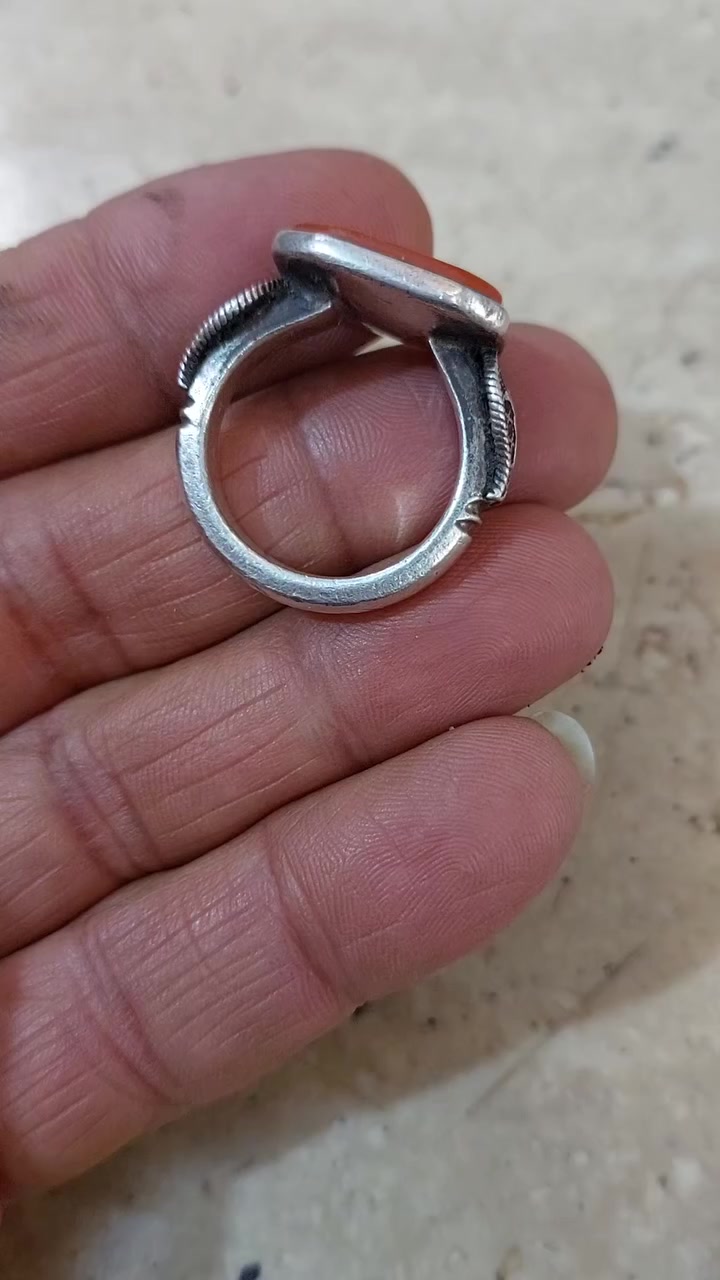 قطعه مختلفه من تحف اليماني الزعفران الأنسي الطبيعي لون يشفي القلوب قياس 22
السعر النهائي ١٢٥ الف صياغه يدوية ثقيله علما وأنتباه الحجره مفطوره فطر بسيط تارك جمالية كأنما دمار بالحجره


**إذا كنت صاحب هذا الإعلان وتريد حذفه لأي سبب، رجاءا أرسل رسالة إلى الدعم الفني**