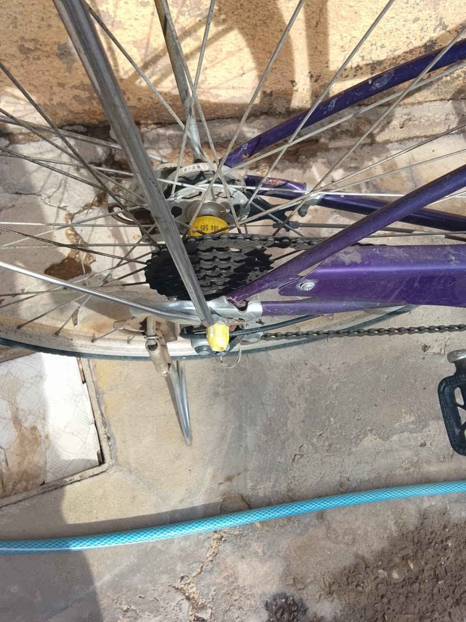 سلام عليكم شباب بايسكل لبيع حجم 26لايت شغال 
كير شغال 
بريكات شغال 
مابي كل عيب 
شرط انطيك نضيف 
لبيع 85 او بي مجال لشراي مكاني كركوك قدسيه الثانيه شارع ابو وليد *********** رقم الهاتف
