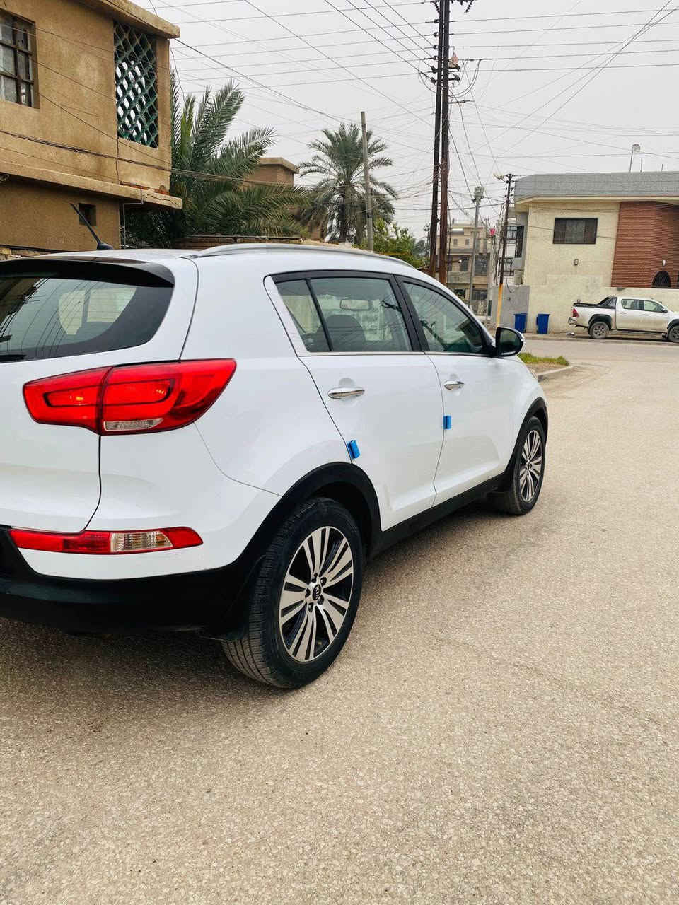 السلام عليكم سبورتج 2015 خليجي رقم بغداد الدولي بأسمي سياره جاهزه من كلشي بانوراما مري شفط كامره حساسات تحكم جهتين  بيهة فقط قبق جنطه صبغ  

مكاني بغداد 

السعر ‼️ علق بتم يجيك السعر بالخاص ‼️

للاستفسار ***********
