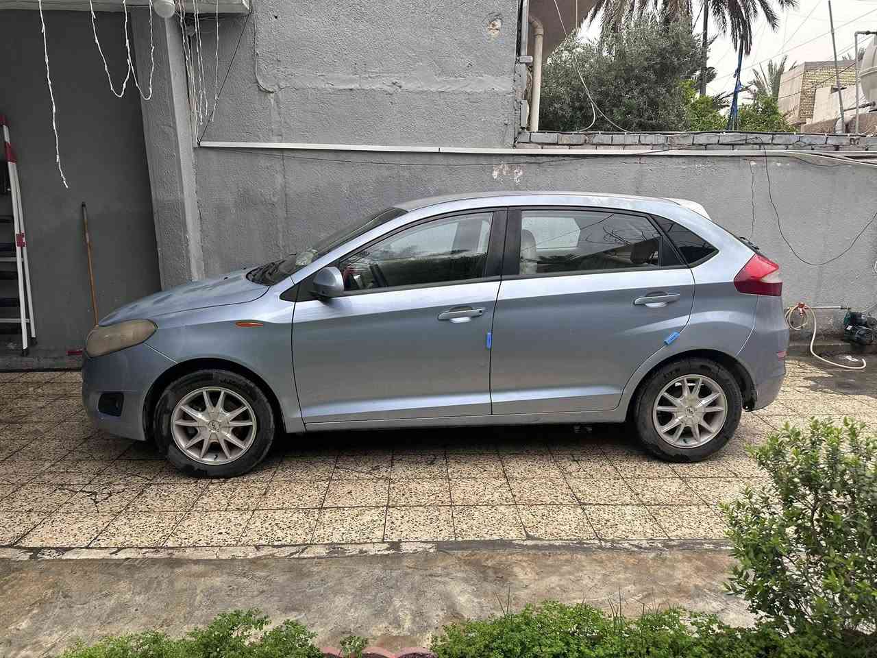 شيري فلاوين٢٠١٣ للبيع

سياره كفاله عامه من الدعاميه للدعاميه بدون قطرة صبغ بس الهلالات جان بيهن خياس شي قليل ومتعمر والباقي كفاله عامه على وضع الشركه وكل كتلوكاتا موجوده مواصفات الفلاوين معروفه واني ضايفلها موصفات بدون ولا جطل ولا زلغ فيشه على فيشه

الموصفات /
شاشه كبيره اصليه مو ام ل٥٠ الف
كاميرا خلفيه دواره
كاميرا امامية دواره 
كاميرة حوادث 4K مخفية
بصمه
تشغيل عن بعد
تحكم كامل بالتلفون
زرع لدات بالبيبان/ بدون جطل
اضافة لدات جوه الكشنات
لد حاجب ابيض + اشاره لكزز
تحكم ستيرن

وبعد هواي  امور بيها 

السياره عليها سيرفس كامل تنضيف غرف الاحتراق +نوزلات +قايش تايمن جديد +عبوه فيت بم جديد +بلكات جدد+باتري جديد +تخم تاير جديد +منضومة ماء جديده وماء اصلي مو بوري 

صدر امامي خلفي جديد 

السياره هواي بيها اشياء مذكرتها تجي وتشوف بنفسك السياره متعوب عليها كلش 
***********
