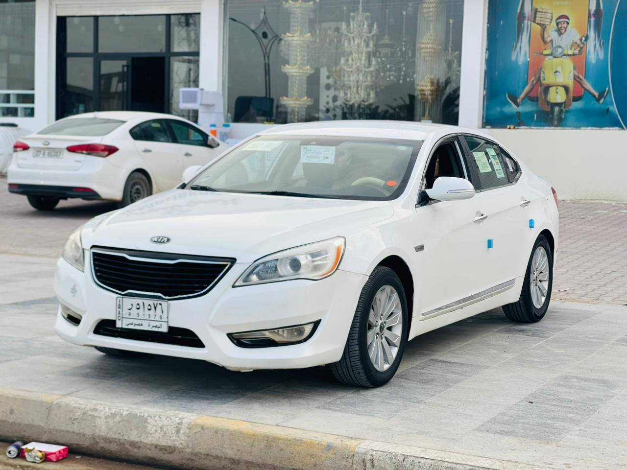 السلام عليكم للبيع كيا كادينزا 2011 وارد خليجي 6 سلندر  باب وبنيد صبغ سويج شاشه كامره كشن جلد تحكمات ويل كب وبعد مواصفات سياره جاهزه حره تحويل ثاني يوم سنوية لل 28 مكان السياره ناصريه السعر 98 وبيها مجال ***********
