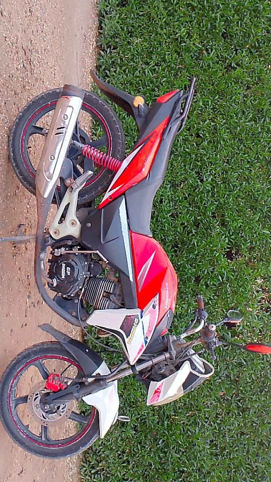 دهوم مسجل كامل موديل 17 سعر 650بي مجال تواصل *********** عنوان جزيره خالديه
