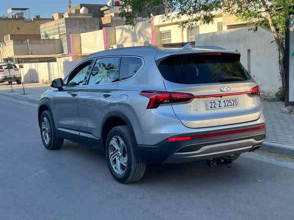 هونداي سنتافي موديل 2023 ماشيه 28 
سياره جديده فول عدا الفتحه
امريكيه حادثها جاملغ امامي وجاملغ خلفي
مكينه 2500 بصمه كرسي كهرباء
تدفئه كشن رادار شاشه كامره تحكمات
السعر 205 ورقه للاتصال ***********
مكاني بغداد حي الخضراء
