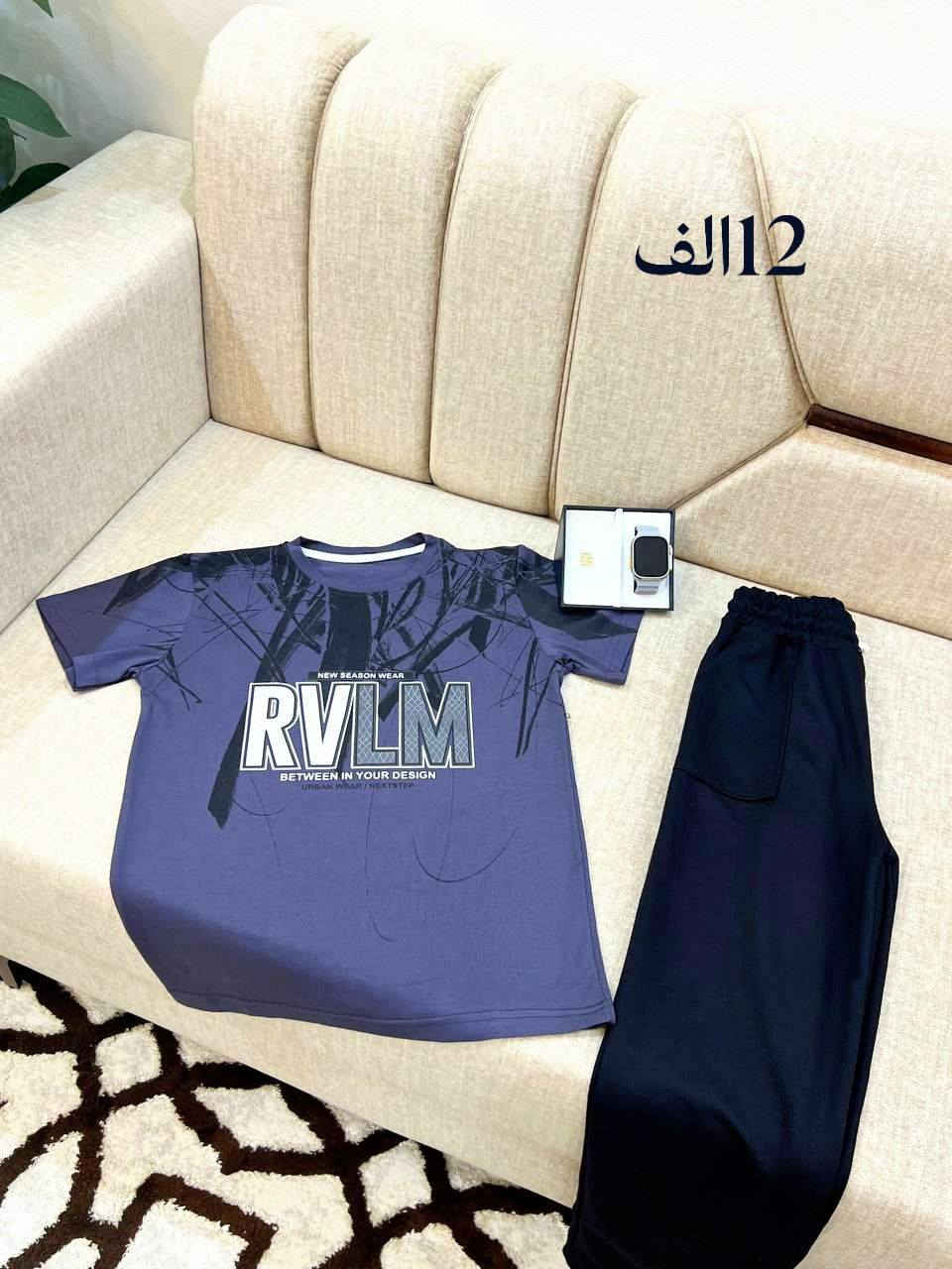 كـشـخـه لـلأزيـاء سر أناقتك⚜️
السعر القديم لهاذا السوت18الف والسعر الحالي12فقط🔥🔥🔥🔥 توصيل مجاني داخل كركوك🔥🔥🔥🔥🔥
يلبس من عمر5 الى12سنه✨🤍
اجعل طفلك يتألق هذا العيد مع تشكيلتنا الحصرية المصممة بأجود الخامات⚜️🤍
💌 اطلب الآن عبر الانستا__cy1b/او الواتساب
 [***********]
🚚 توصيل سريع لكل مناطق [العراق]
