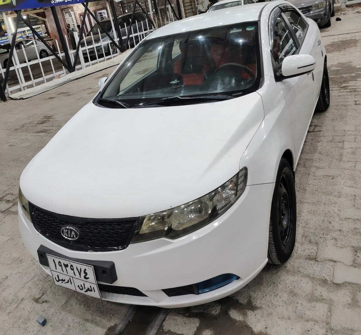 للبيع سيراتو 2011 مكفوله من ضربه بيها 3 قطع رش اثر شخوط رقم أربيل وكاله ثاني يوم بسمك  
كير مكينه حداديه تبريد جاهزه وحلوه السعر 74 مكان سياره نجف 
***********
