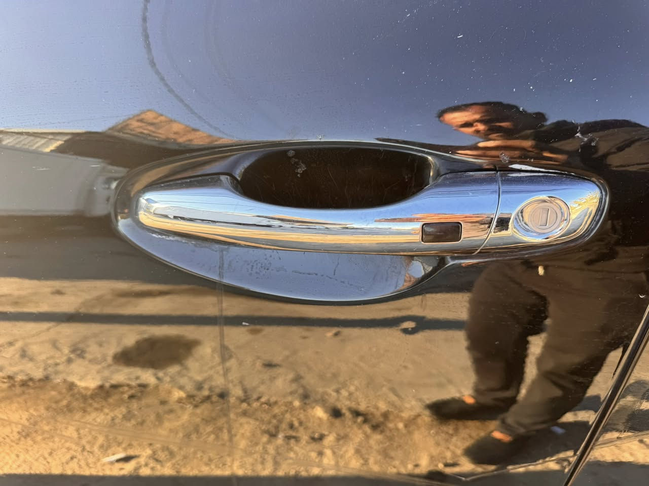 السلام عليكم***********
سورنتو ٢٠ فول واحد عل واحد 
جميع الموصفات حته جكات شفط تشغيل عن بعد 
بيه ٤ قطع صبغ 
رقم بغداد  عنواني بابل السعر ١٥٠ وبيه مجال
