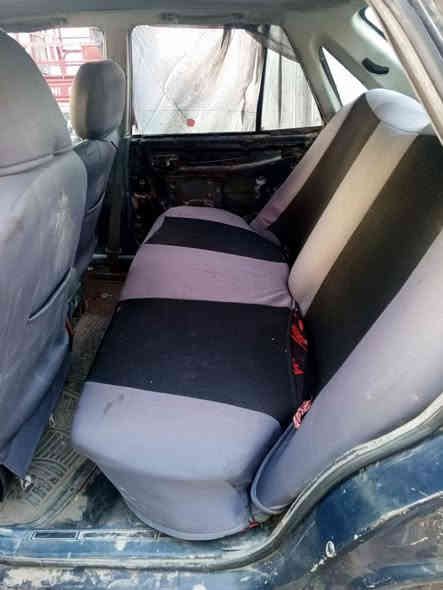 سلام عليكم السياره كايمه محركه ابيع هيج السعر ١٥وبيه مجال مكان السياره الرمادي رقم  ***********
