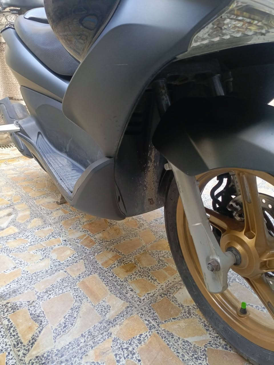 للبيع دراجه بي سي اكس جيل اول السعر 12 ورقه قفل الاستفسار على الرقم ***********
