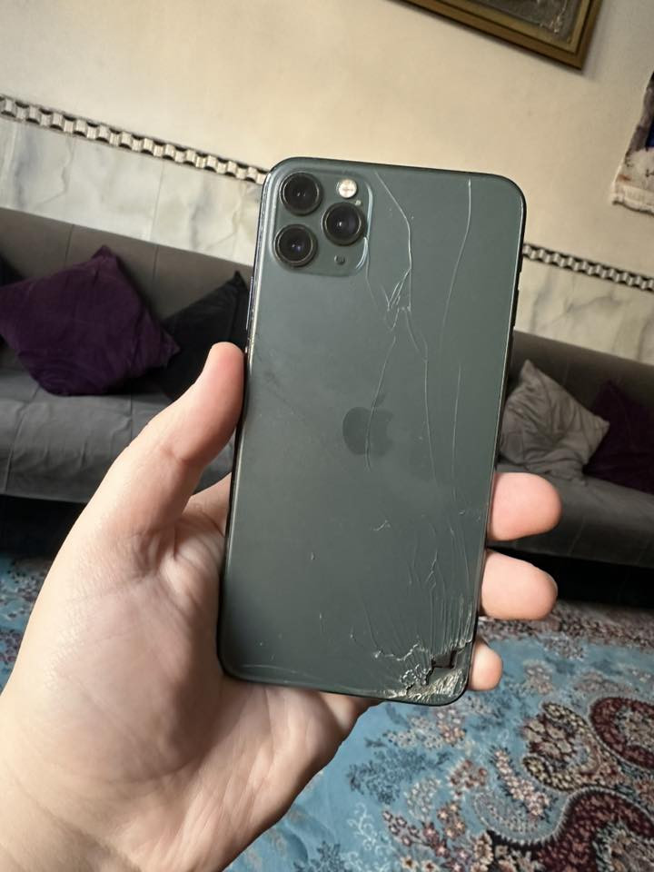 لبيع ايفون 11 برو ماكس
سعره 250 الف قفل بغداد *********** رقمي بي وتساب
