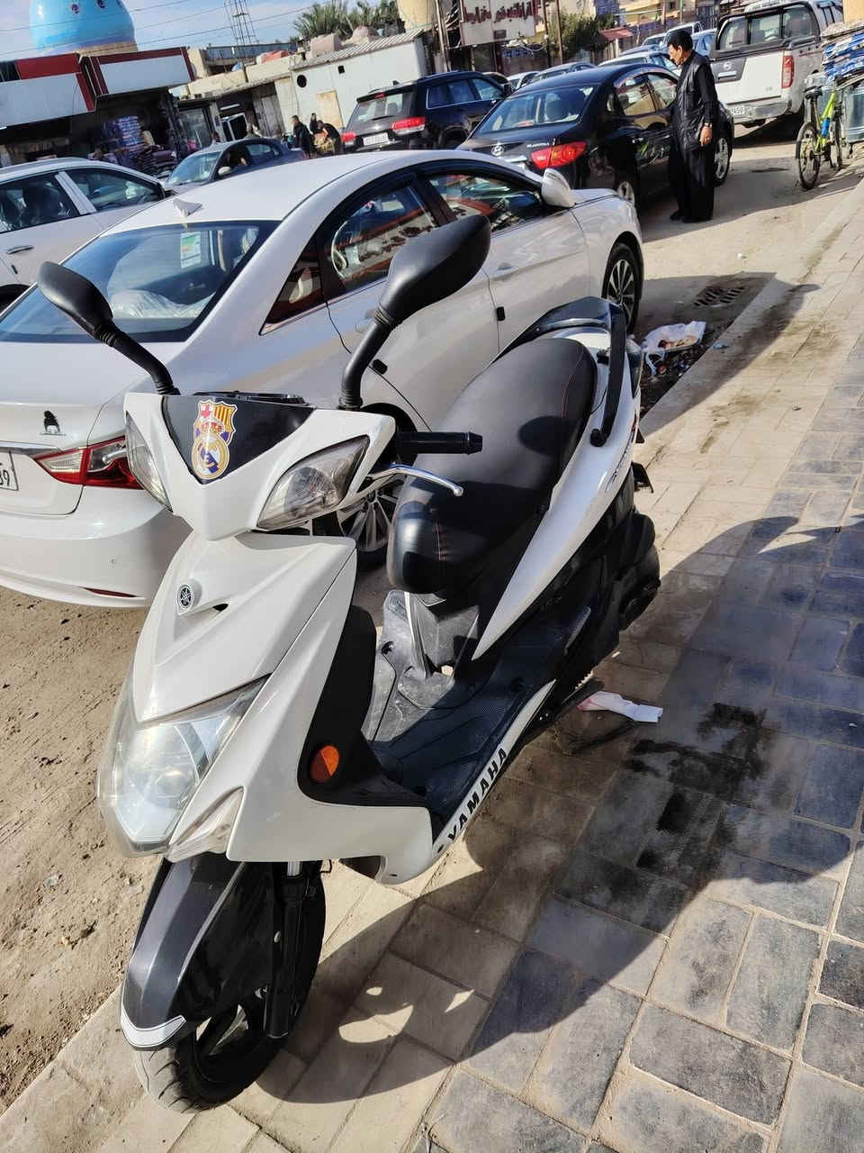 دراجه سكنس لد حديث كوري دراجه جديده ونضيفه ومامحتاجه برغي كامله من كلشي ومحرك بلادي كهربائيات كلهه شغاله دراجه متصرف عليه الف رايده مليون و١٠٠ وبيه مجال قليل تفاصيل واتساب *********** مكاني بغداد ناحيه الرشيد
