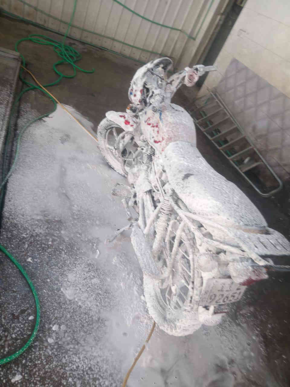 السلام عليكم بوكسر مرقم انكليزي بغداد جديد دراجه بسمي كير محرك كهرباء مكفول محرك مجفت بوش وبستم شركه طسه حلوة دراجه كامله مكمله جاهز مديل ٢٠٢٠ الشراي يتواصل واتس السعر مليون و٦٠٠ وبي مجال 
***********
