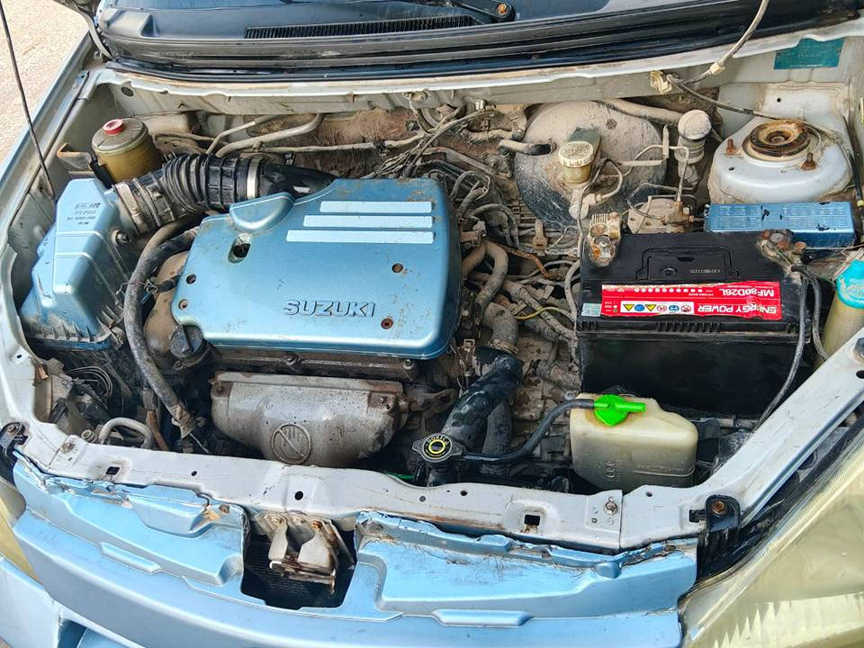 متاح سياره ساسوكي  ياباني موديل 2006 محرك 1600 سنويه لغايه 2027 السياره كير عادي 
السعر 43 وبيه مجال قليل 
للاستفسار الاتصال على هاذا الرقم *********** البصرة, العراق
