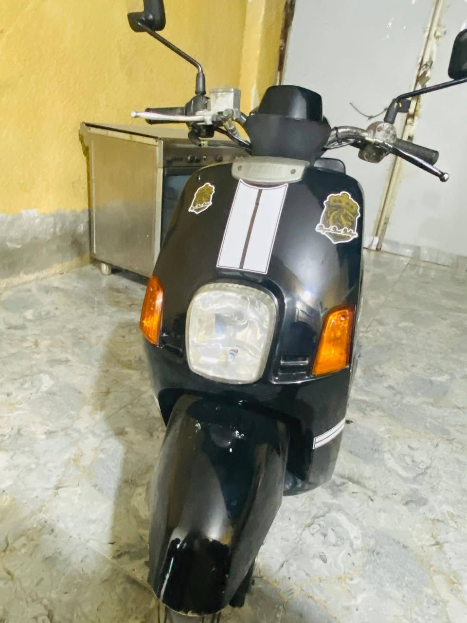 سلام عليكم دراجه بوليس للبيع مكينه ناعمه مكاني بغداد مدينة الصدر ***********
