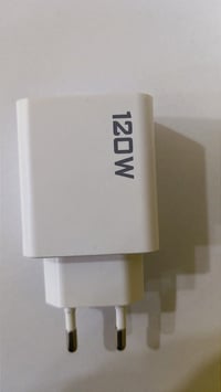 شاحن موبايل • ١٢٠ واط • توصيل محافظات