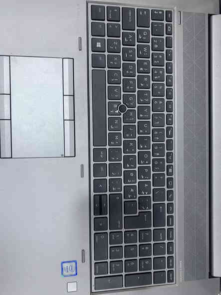 🔹 للبيع: لابتوب ZBook 5G 17″ قوي للألعاب والعمل الاحترافي �

المعالج 

/Intel Xeon E -2176 /6انويه /
12. خيط 

2.7HZ 

Ram 16 GB ddr 4 

كرت شاشه داخلي intel  / 8  GB 
كرت شاشة خارجي   NVIDIA QUAGRO p5200   / 16 GB

هارد جان بيه 512 ssd بس حاليا خليتله 256 ssd )

جهاز كلش قوي بالألعاب والتصاميم ومناسب لكل الأعمال 

سعره 720 الف 

بغداد /الكرخ 

*********** واتساب
