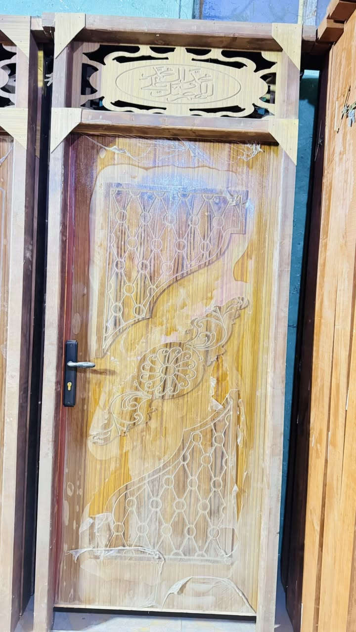 تم وصول باب وجرجوبه خشب شغل ثكيل 
السعر ١&٢يبدءمن ٥٧ فقط 🔥
يوجد اسعار جمله وتوصيل كميات 🌹مكاني حله كفل🥳  ***********
