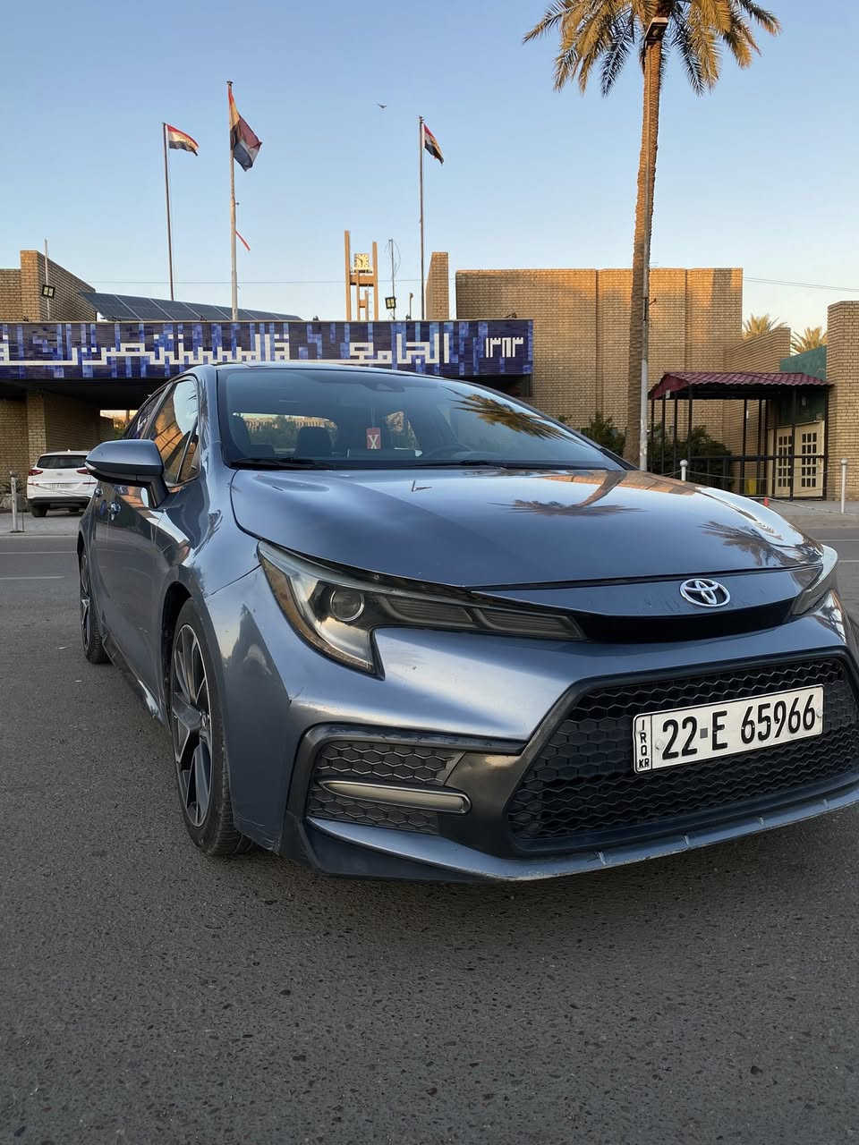 السلام عليكم
للبيع كورلا وارد امريكي se 2020 
محرك 2000 🚀
فول مواصفات .
فتحه سقف .
شاشه كبيره تدعم apple carplay .
رادارات .
كير محرك مكفول .
السعر 128 ورقه وبيها مجال حادثها جاملغات ثنين وبنيد راجعات نفسهن بدون تبديل مكانها بغداد القاهره الثانيه 
للاستفسار :***********
