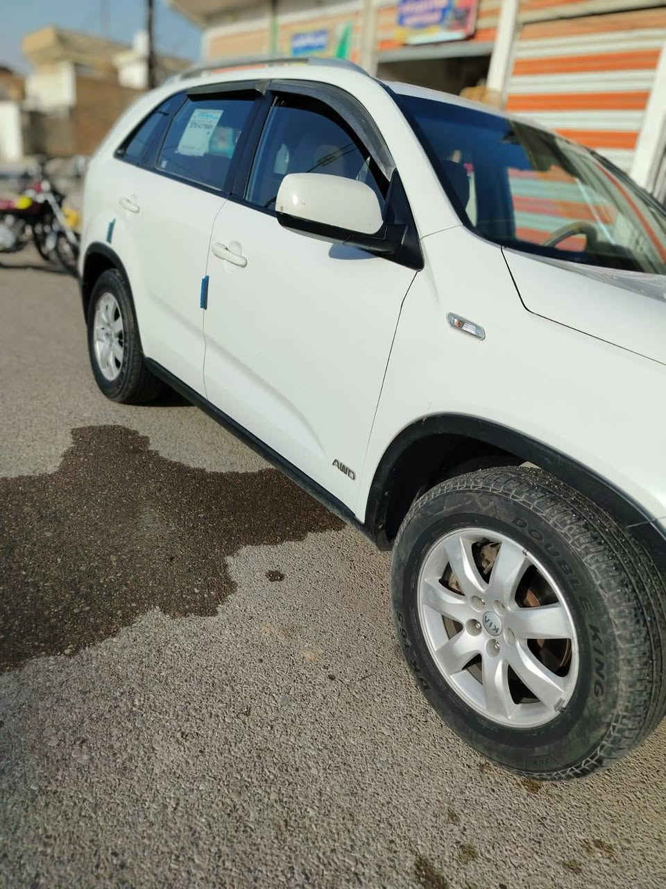 السلام عليكم
للبيع كيا سورنتو موديل 2012 نضافه فول الشراي بي خير ويدلل مكلف بل نشر لاتصال عل رقم ***********
