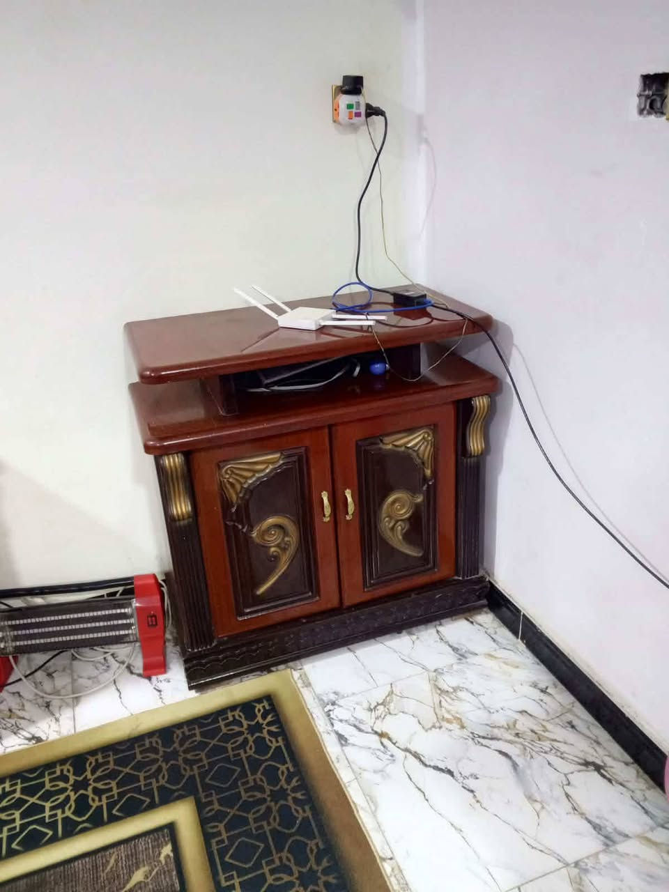 غرف نجاره تفصال خاص وصاح وكبيره طابقين للبيع ناصريه سبل سعر مليون وربع ***********
