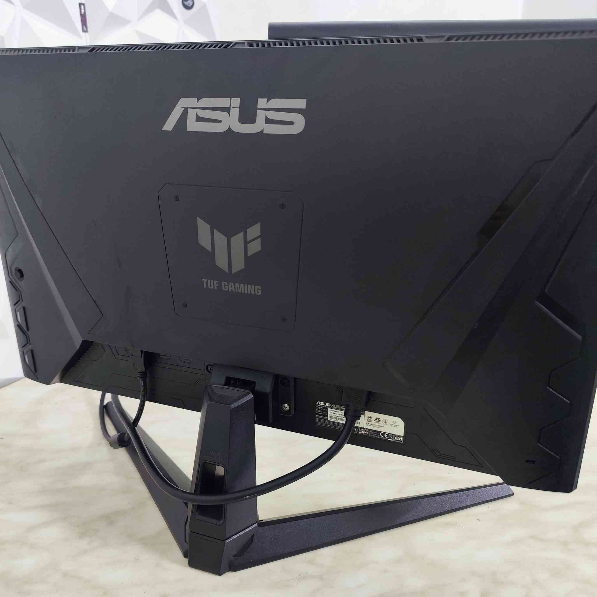 سلام علیکم شاشە للبیع
ASUS TUF
280HZ
27INCH
1MS
FAST IPS
٢٥٠ الف


**إذا كنت صاحب هذا الإعلان وتريد حذفه لأي سبب، رجاءا أرسل رسالة إلى الدعم الفني**