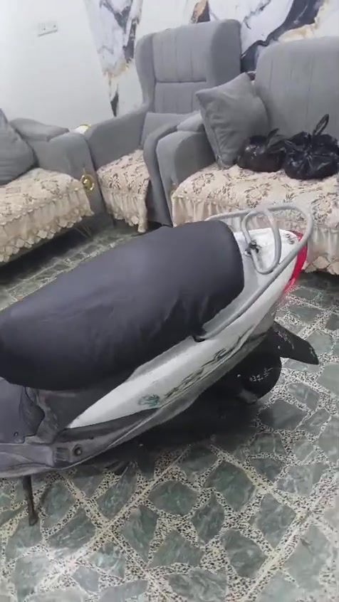 السلام عليكم ورحمة الله وبركاته ماكس منغولي للبيع شلعه معدل سلف شغال هندر شغال سعر ٤٥٠ وبيه مجال المكان بغداد الجديده يم الملجه ***********
