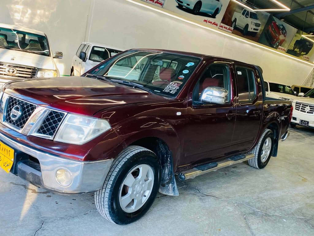 نافارا  2009  گێر  عادی بەشەرتی گێر ومەکینە و تەبریدو  ھەموگیانی  بەشەرت سنەوی  تازە  بەسەرچوە  سەیارەکە  زۆر جوان مالی دۆستە 2 پارەچە پە مە لێدانی  ھیج  نیە
سحری78

***********
*********** كويسينجاك, أربيل
